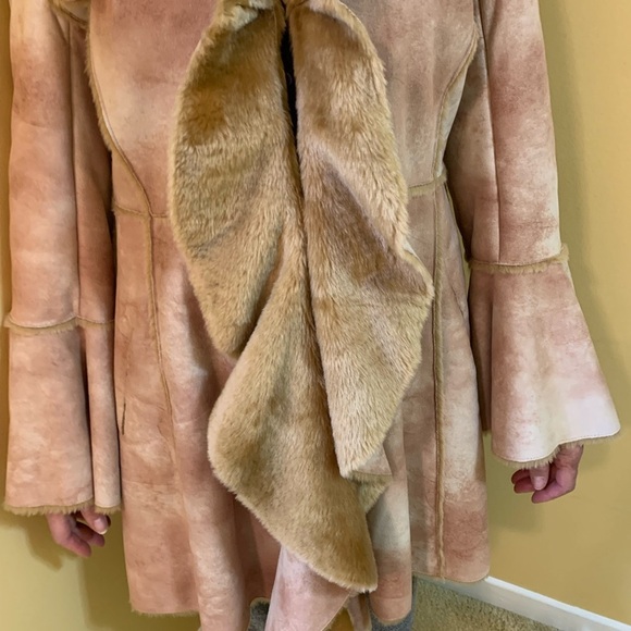 Newport News Gold tones faux fur and suede coat 24 hour sale🔴 - Picture 2 of 16